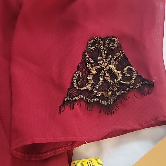 Flora Nikrooz Plum/Red Apliqued Sleeve Sheer Robe in size L/XL NWT - Picture 11 of 11